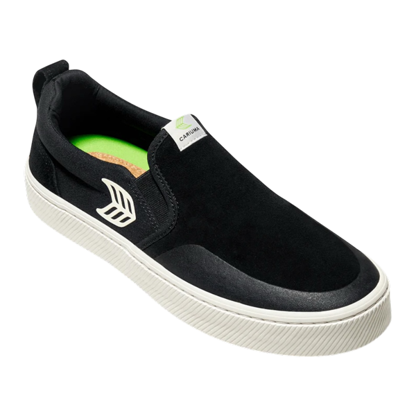 Cariuma - Unisex Slip-On Pro Black/White Skate Shoes